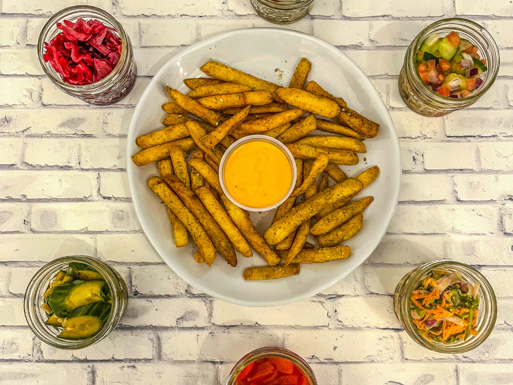 GW Zingers zaatar fries with a variety of toppings